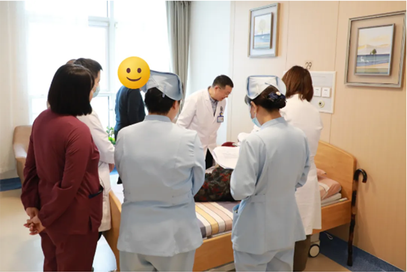 高超醫(yī)術解難題，患者感動曬心聲！_01.png